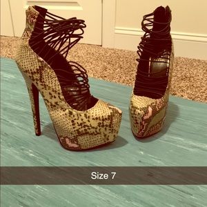 ShoeDazzle heels